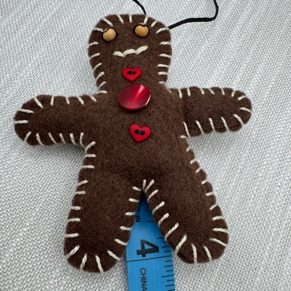 Gingerbread Ornaments Handmade 4” X 3.5” old fashioned style buttons set of 4